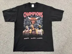 【美品】シカゴブルズ半袖Tシャツのサムネイル