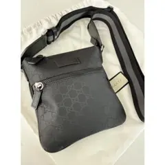 GUCCI ショルダーバッグ GG柄 ナイロン 黒 正規品のサムネイル