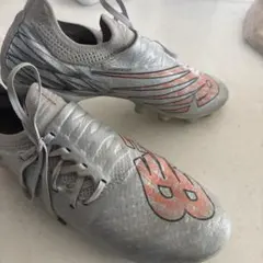 ニューバランスFuron v7 Pro HG AG定価23100円！のサムネイル