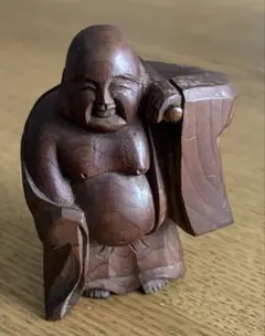 木彫り 亀 置物 蓑亀 縁起物 工芸品 天然木 台座付き - メルカリ