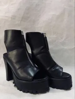 GYDA フロントZIP タンクソール　ショートブーツ　S 黒のサムネイル