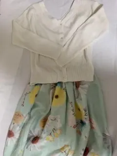 カーディガン スカート 春コーデ トッコクローゼット 美品