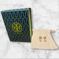 美品 トリーバーチ ロゴ パール ピアス ゴールド 保存袋付き