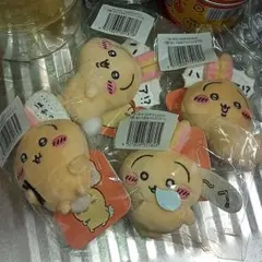 4個セット ちいかわ うさぎだらけくじ E賞 ぬいぐるみバッジ