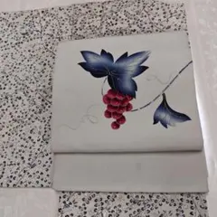 塩瀬 白地(オフホワイト)に墨絵手描きの藤の花 正絹名古屋帯② - メルカリ
