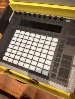 ABLETON Push2 / Live用コントローラー 中古美品/保証書付き】Ableton
