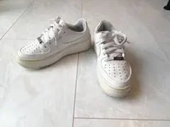 ひ*ん様 【人気】Nike Air Force 1 Sage Low 23cm