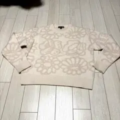 今だけ価格。ユニクロマリメッココラボアイボリーベージュ花柄ウール100%セーター