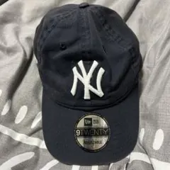 NY ヤンキースキャップ ネイビー MoMA Edition