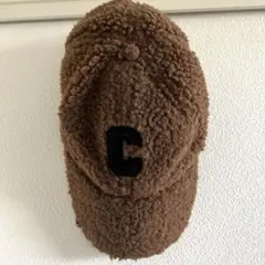 ボアキャップ ブラウン Cロゴ刺繍