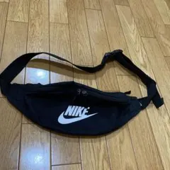 NIKE ボディバッグ ブラック