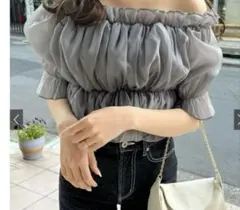 GRL グレイル シアーギャザーショート丈ブラウス ③