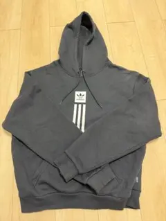 adidas ブラック フード付きパーカー Mサイズ