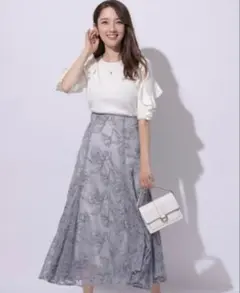 Apuweiser riche ブークレフラワーマチフレアスカートのサムネイル