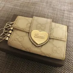 Gucci GGパターン ベージュキーケース