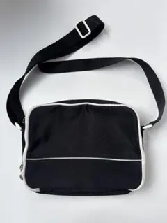 Courreges クレージュ ショルダーバッグ 黒 白 Y2Kのサムネイル