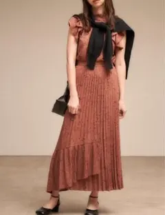 ラッフルスリーブプリントブラウス