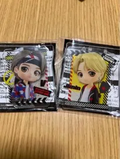 【新品】TinyTAN タイニータン アクリルバッジ バンダイ テテ V ジミン