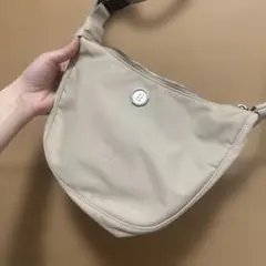 MARY QUANT エポビジューデイジーポイント ボディバッグ グレージュ