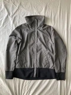 adidas ナイロンブルゾン