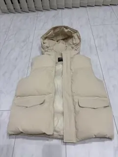 ZARA アイボリー ケーブル編みダウンベスト XS - メルカリ