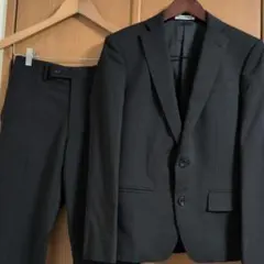 LES MUES / メンズスーツ 黒(薄いストライプ) Y3