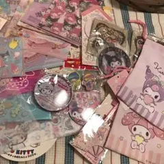 サンリオ　いちご新聞は付録その他複数アイテム