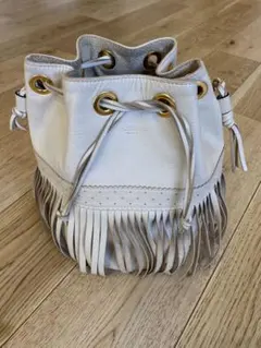 j&m davidson フリンジ付きホワイトレザーハンドバッグ