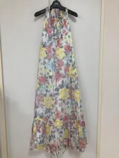 セシルマクビー　ロングワンピース　花柄