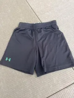 UNDER ARMOUR ハーフパンツ(3T)