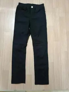 黒いスリムフィット長ズボン 150サイズ