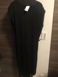 新品 大きい ユニクロ 3XLサイズ 身幅ゆったり ワンピース プリーツきれい