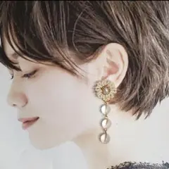 handmade＊2way ビーズ刺繍 淡水パールとナチュラルなお花イヤリング