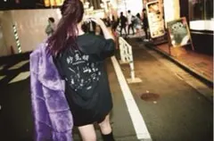 ねお ナイロンジャパン シェルター コラボTシャツ　ブラックのサムネイル