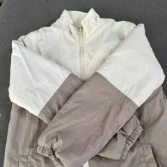 ペアマノン　裏ボア　ナイロンジャケット　バイカラーアイボリーグレー　140