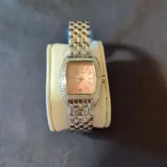 ピンク スクエア型 腕時計 ダイヤモンド風