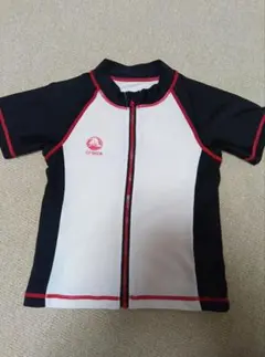 crocs キッズラッシュガード 男の子用　120cm