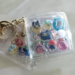 新作　匿名発送　キーホルダー付きミニシール帳　完成品　Ⅹ