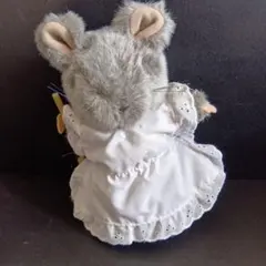 ピーターラビット ハンカマンカぬいぐるみ - メルカリ