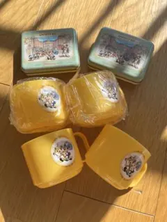 【6点セット】ディズニーランドホテル　アメニティ　コップ4つ、缶2つ