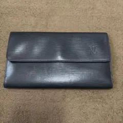 LOUIS VUITTON エピ ポルトトレゾールインターナショナル 長財布