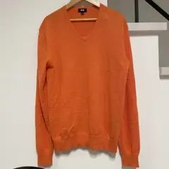ユニクロ　薄手　セーター　オレンジ　Sサイズ