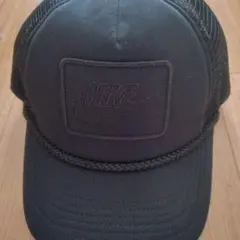 NIKE ブラック メッシュバック キャップ
