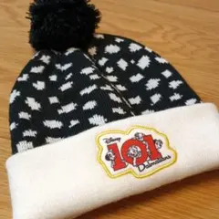 再値下げ！Disney 101 Dalmatians 　キッズニット帽　52㎝のサムネイル