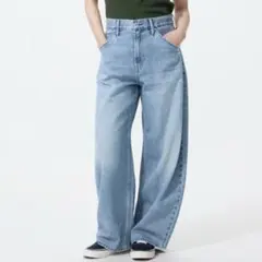 新品 UNIQLO デニムパンツ 22 丈短めのサムネイル
