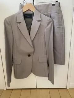 UNITED ARROWS ベージュスカートスーツ