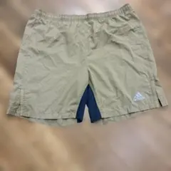 V1259 adidas ショートパンツ ハーフパンツ カーキのサムネイル