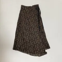 snidel｜スナイデル｜ロングスカート｜アシンメトリースカート｜小花柄｜黒