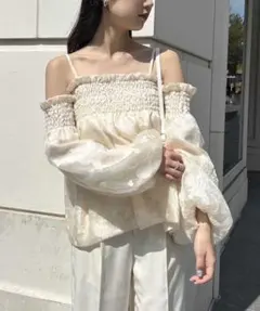 【one after another】【ご褒美シリーズ】オフショルブラウスのサムネイル