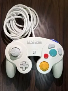 Nintendo GameCube コントローラー ホワイト